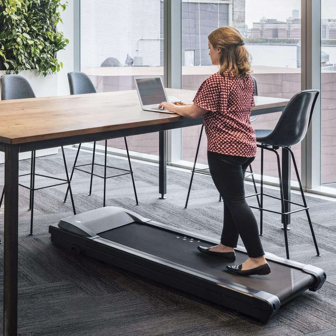 What Are the Benefits of Using Under Desk Treadmills?